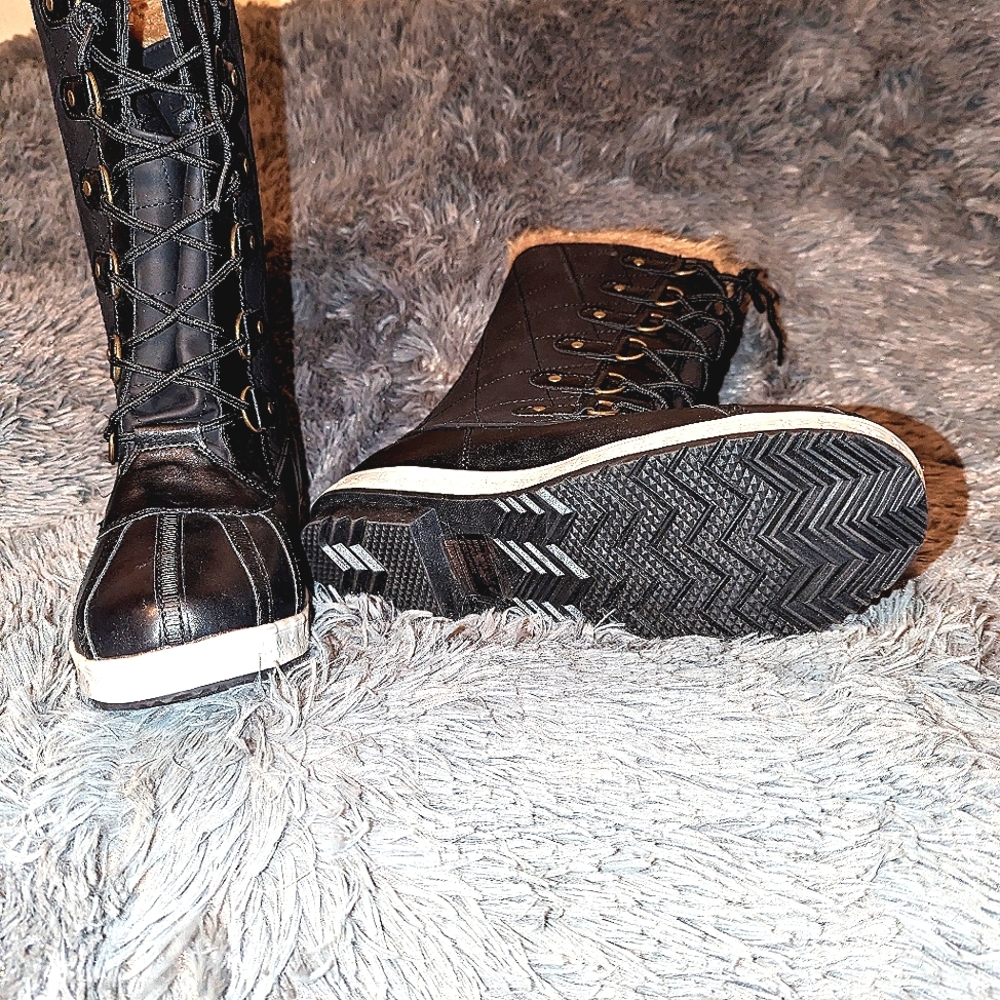 Black Boots women, new in box